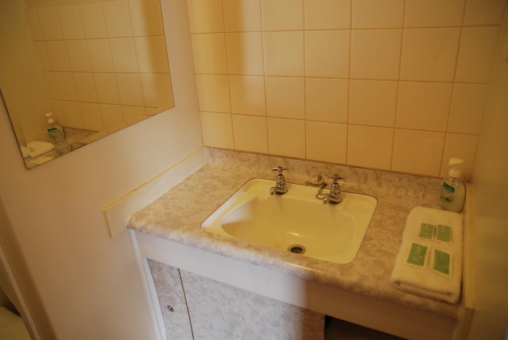 هاملتون Manhattan Lodge Motel الغرفة الصورة