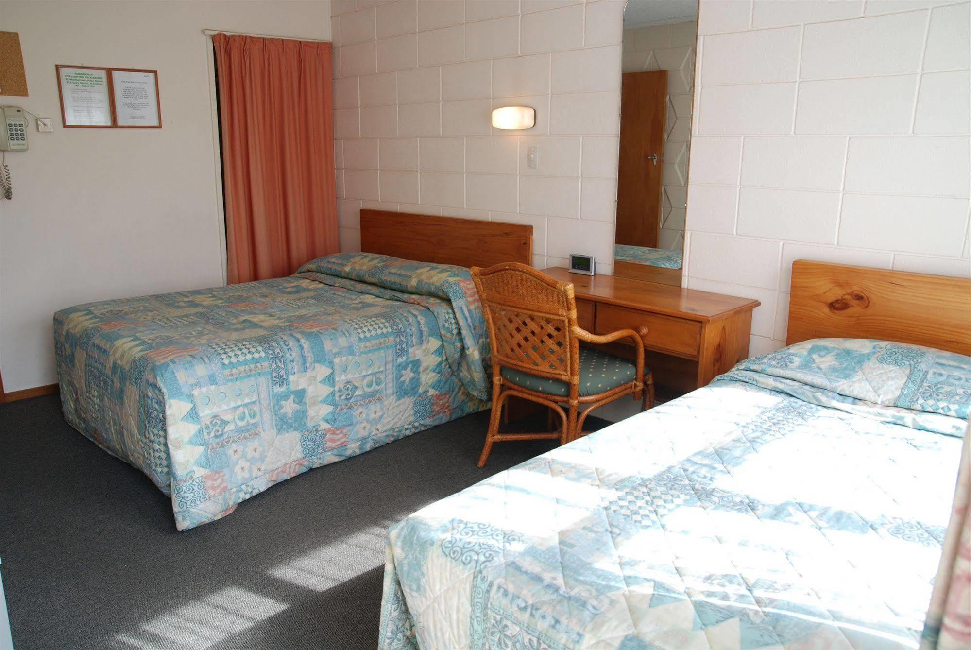 هاملتون Manhattan Lodge Motel المظهر الخارجي الصورة