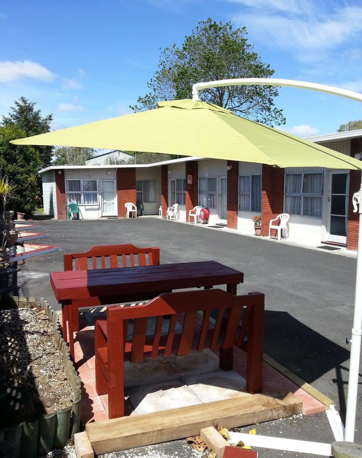 هاملتون Manhattan Lodge Motel المظهر الخارجي الصورة