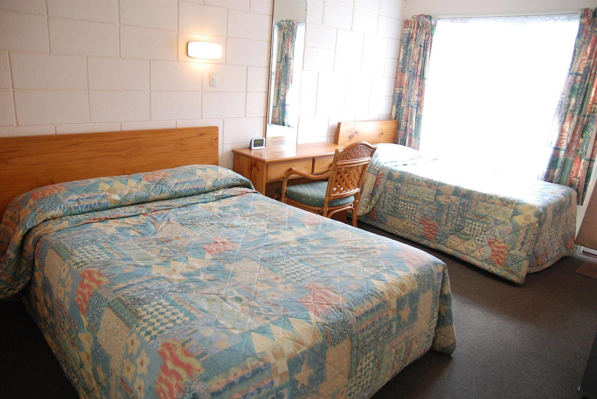 هاملتون Manhattan Lodge Motel المظهر الخارجي الصورة